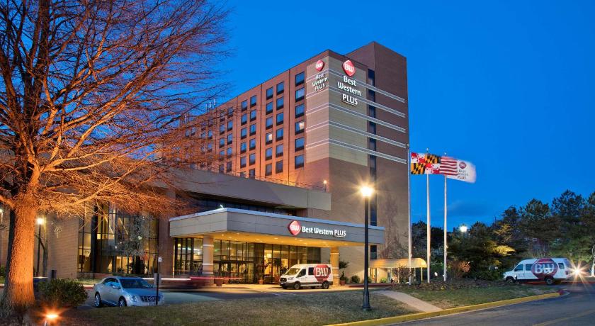 Best Western Plus Hotel and Conference Center photo