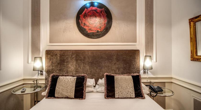 Image of Small Double or Twin Room 15