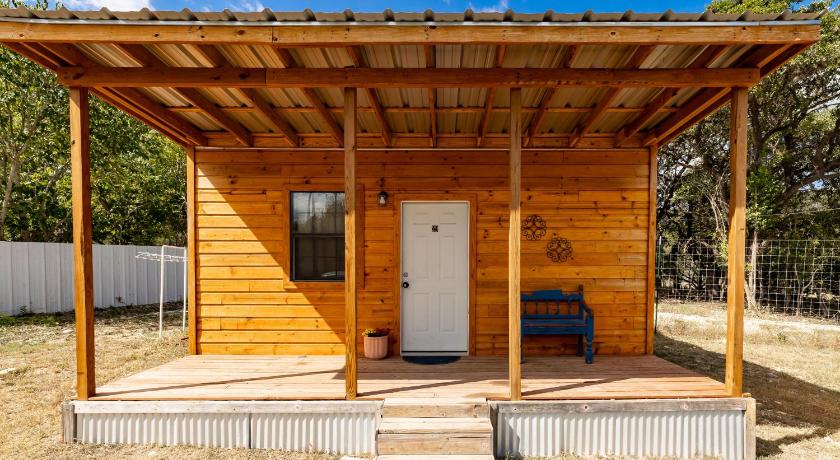 里奥弗里奥 (TX) The Historic Leakey Inn 4星级 住宿 套房