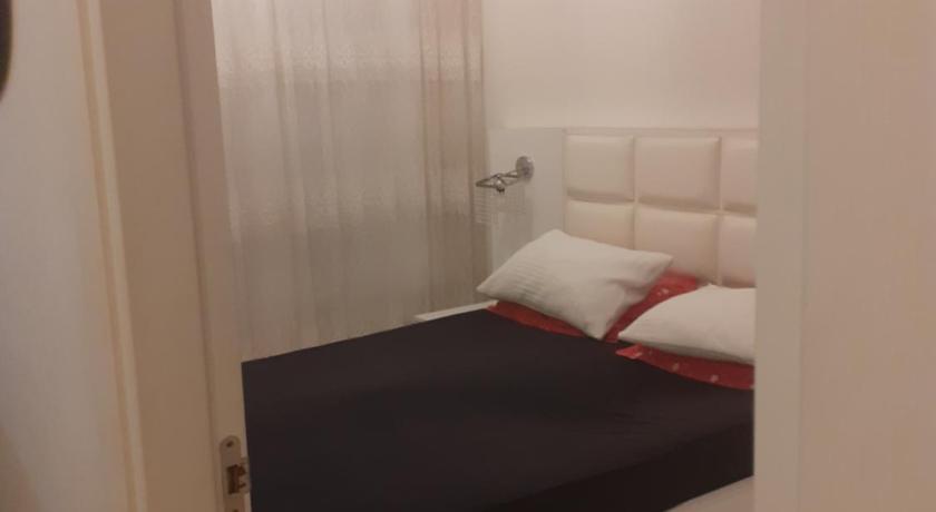Bedrooms photo