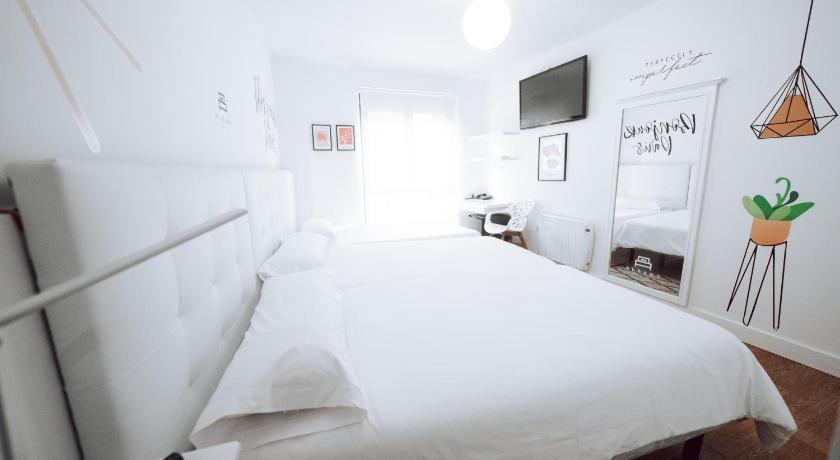 Hostal Misericordia — Hotel in Leon