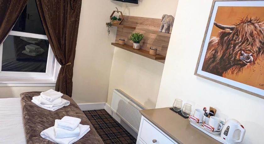 卡斯特顿 The Village Inn 3星级 酒店 外观