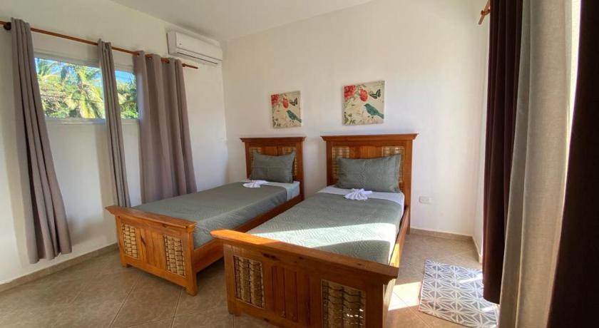 Image of Standard Double Suite 8