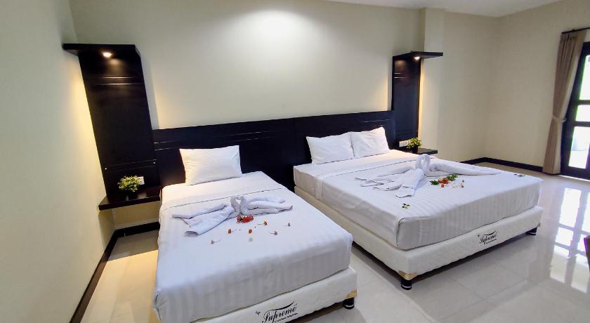 Crystal City Hotel - image 10