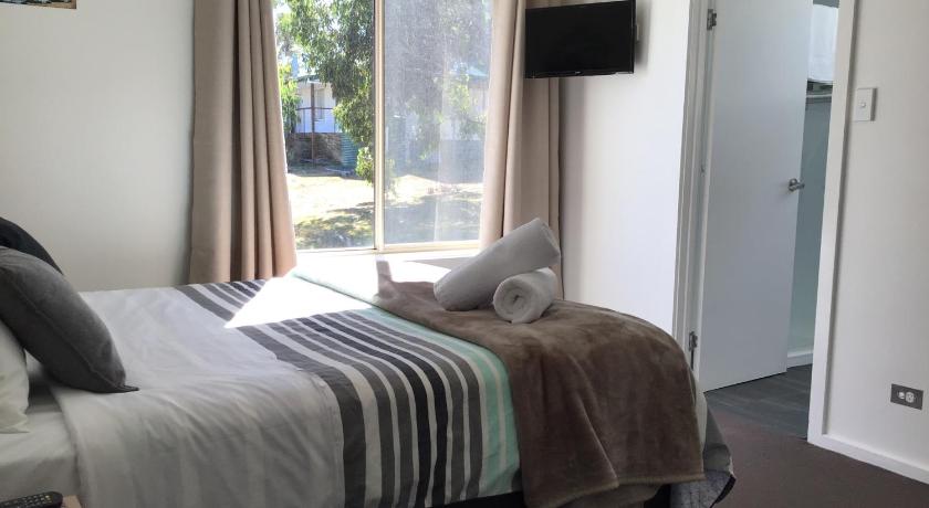 Boomers Retreat, Alonnah, Bruny Island photo