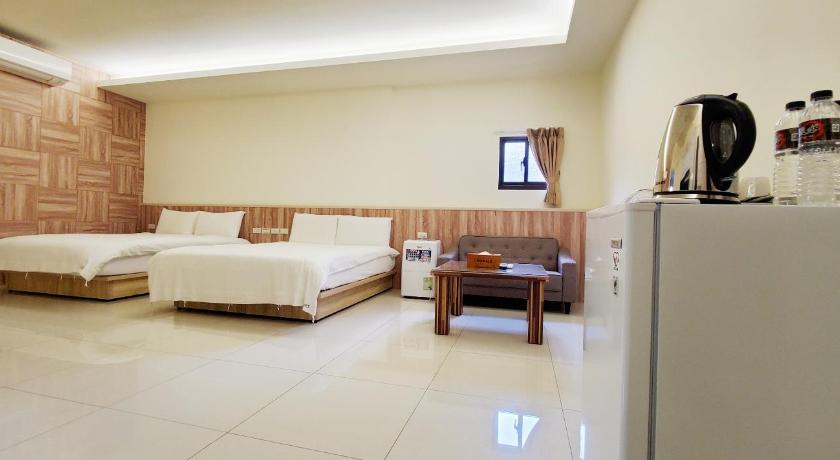 Image of Family Quadruple Room 13