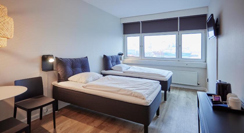 Image of Harbour Living, Sea view 21 m2 0
