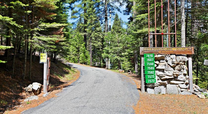 Little Ahwahnee Inn photo