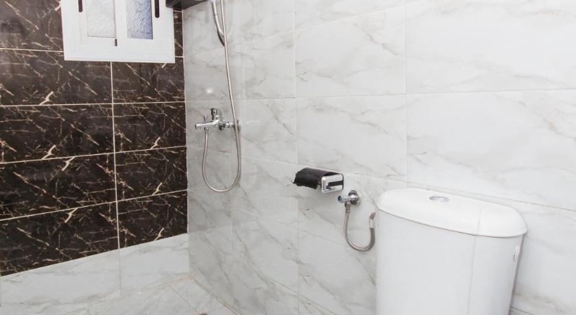Image of Double Room with Private Bathroom 6
