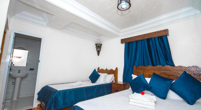 Image of Triple Room with Private Bathroom 1