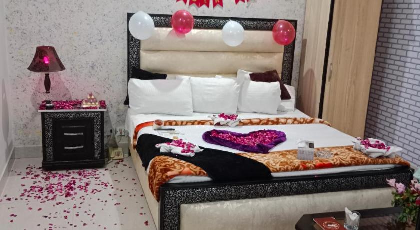 Image of Deluxe Room 5