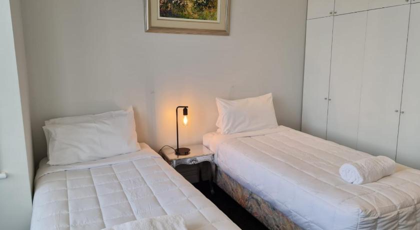 U Suites Hataitai photo