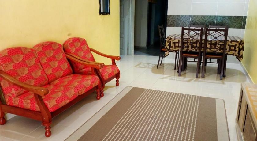 Rumah Tamu Pekan (semi D) photo