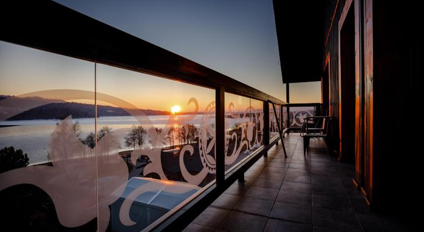 Apartament 33 Lake & View Centralny Widok na Jezioro -100 metrow od Jeziora Czorsztynskiego i sciezk photo