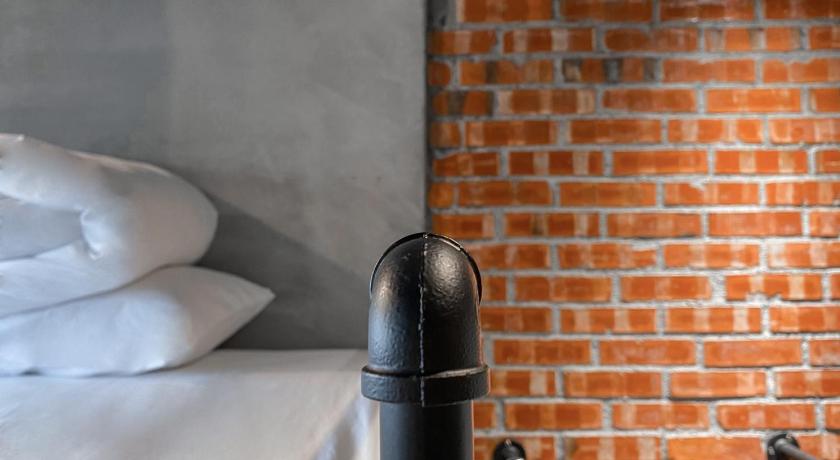 Oinn Hotel & Hostel Chiayi photo