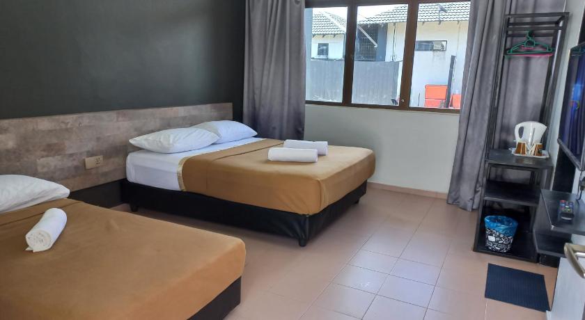 DLAYARAN HOTEL & CAFE photo