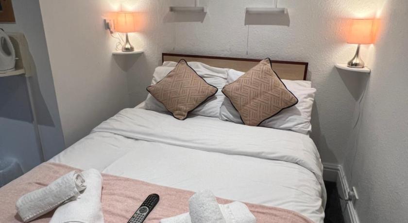 Image of Double Room 5