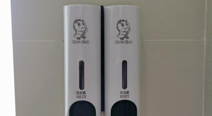 Image of Standard Twin Room 12