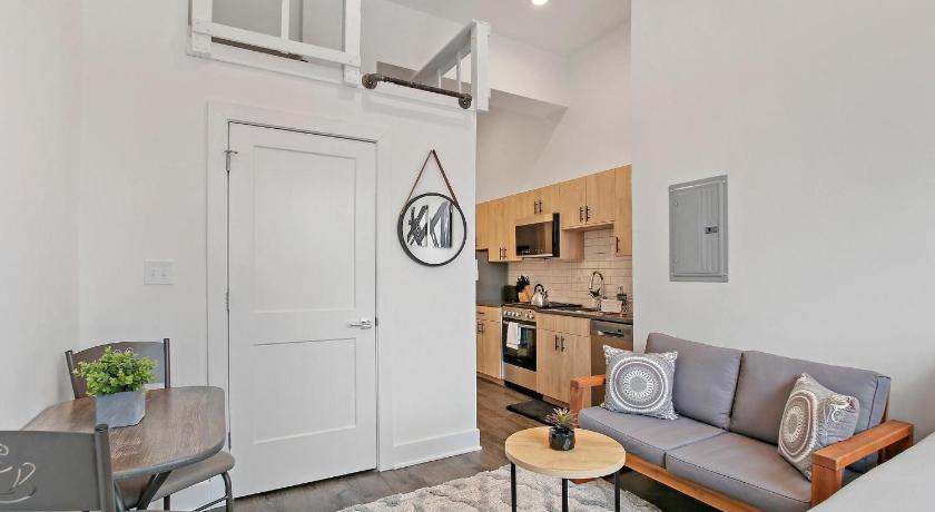 Uptown Studio Modish Apartment - Wilson 417 photo