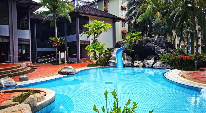 Ames Leng Beach House @ PD 5th Mile photo