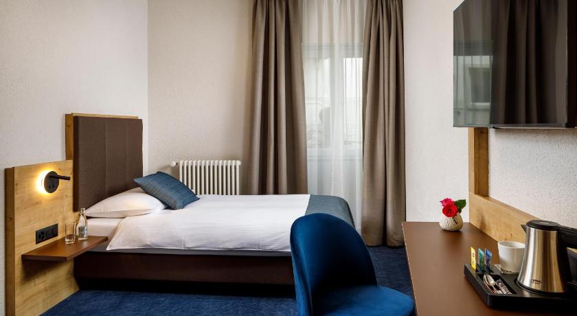Hotel Tivoli photo