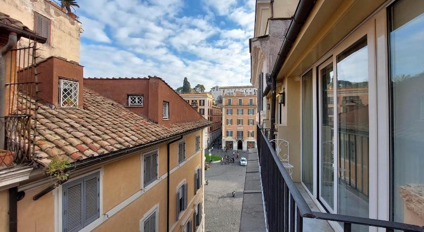 ローマ HELMIRAGE PIAZZA DI SPAGNA SUITE 4つ星 ホテル 施設