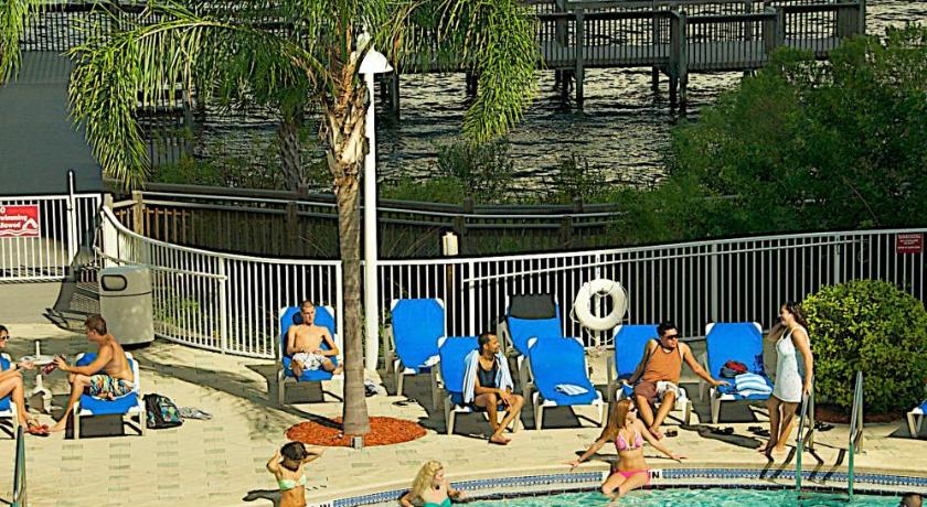 Blue Heron Beach Resort photo