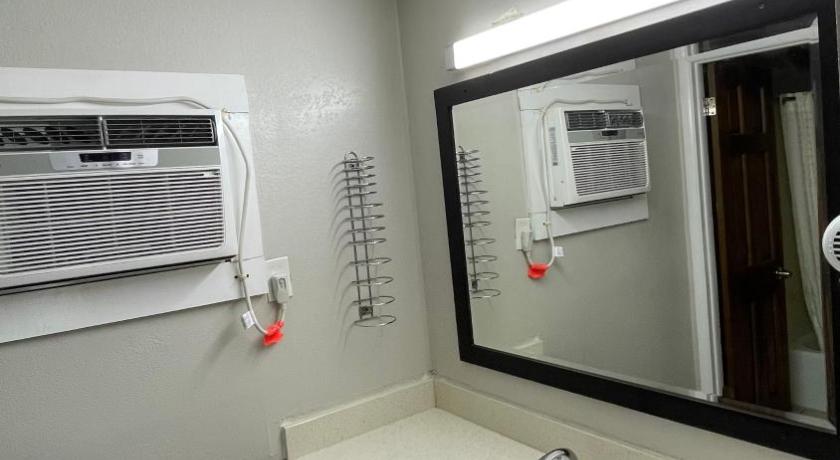 Image of King Room with Spa Bath 12