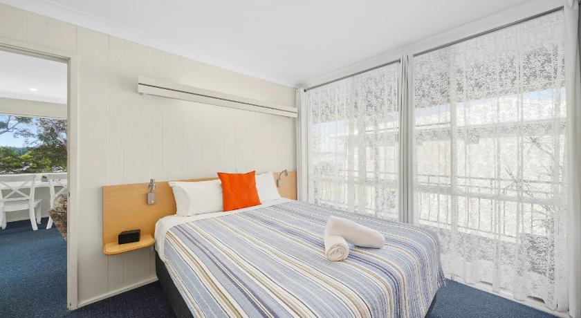 Sundial Holiday Units photo