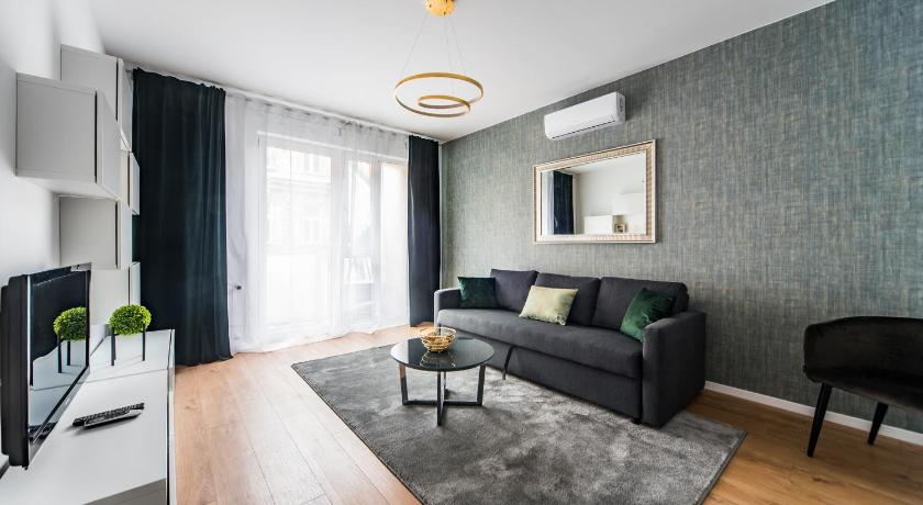 Akacfa 413 Luxury AirCon Center Apartment — Hotel in Budapest