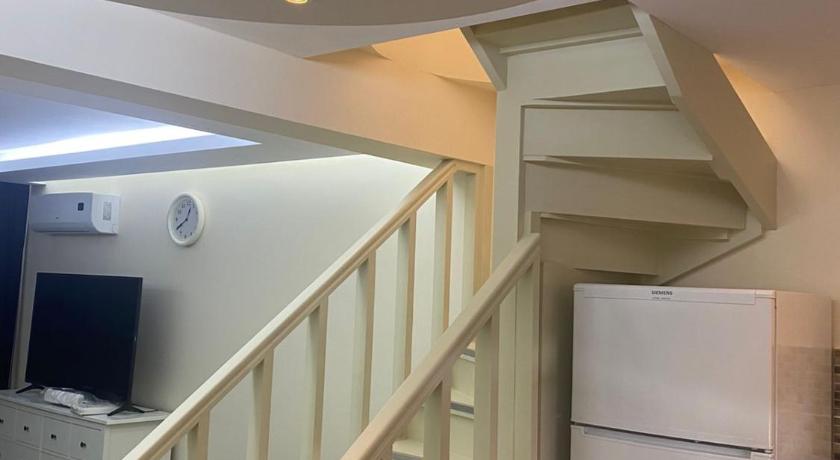 Wonderful 2-storey 2 bedroom apartment photo