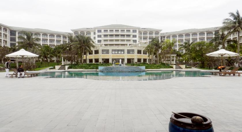 ダナン Olalani Resort and Condotel 5つ星 ホテル レストラン