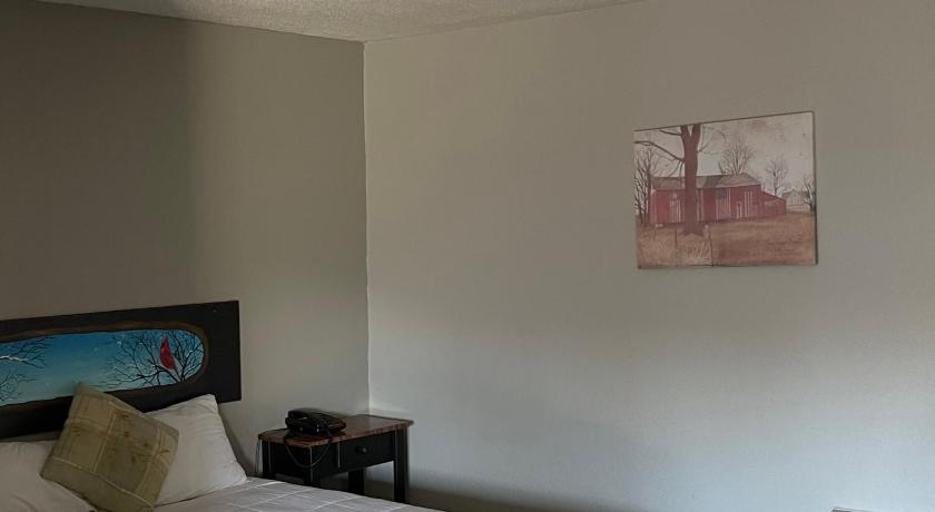 Image of Queen Room 4