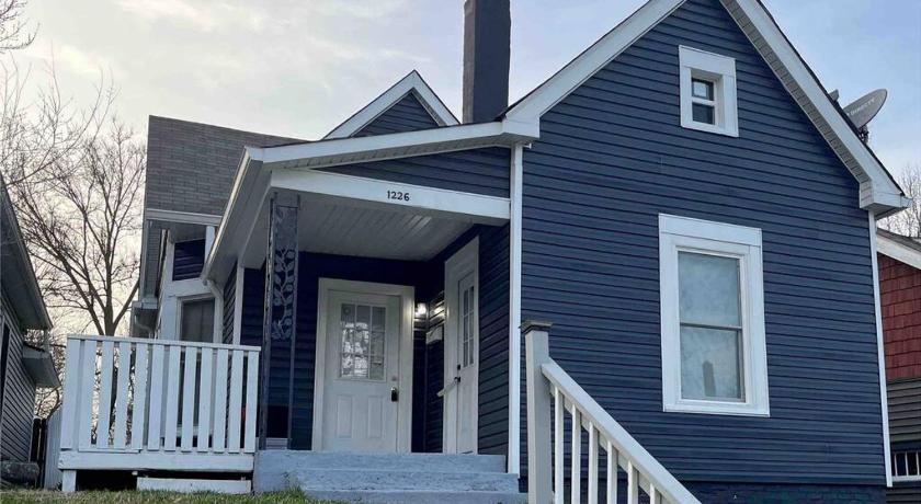 Entire House In Downtown Indy! — Hotel in Indianapolis (IN)