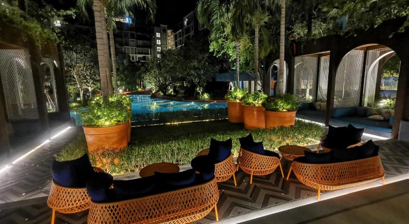 Cicada Bed Sea View Hua Hin Beachfront - image 19