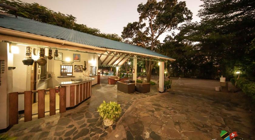 Tan-Swiss Lodge photo