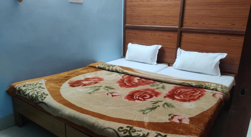 Matri Hotel & Banquets photo