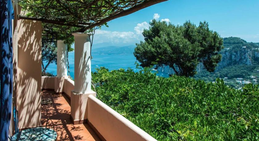 La Casa nel Bosco photo
