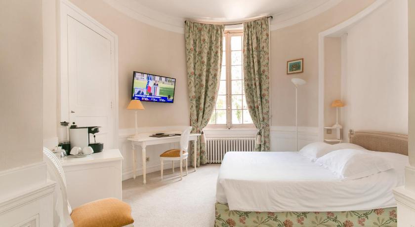 Chateau Golf des Sept Tours Hotel photo