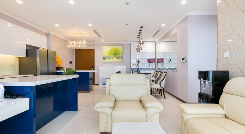 Ho Chi Minh City Vinhomes Landmark 81 Apartment - Christine's Home 3-Star Hotel pool