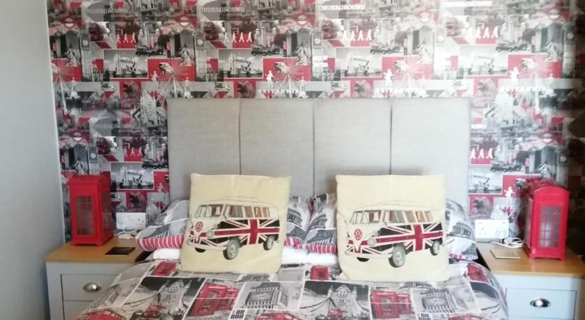 Image of Double room with private bathroom 0