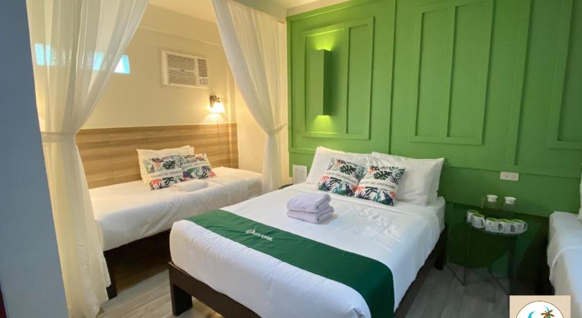 Image of Family Deluxe Room 6