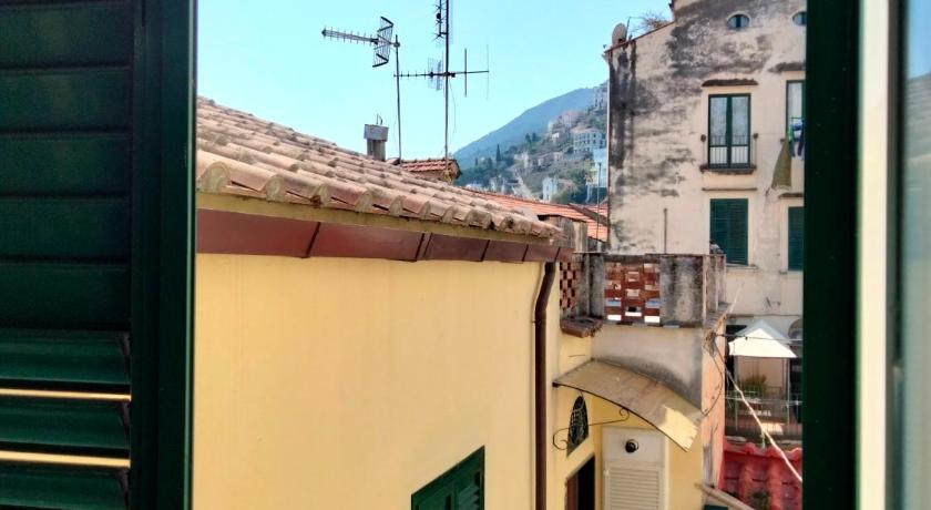 维耶特里苏尔马雷 La Gemma Amalfitana 3星级 民宿 外观