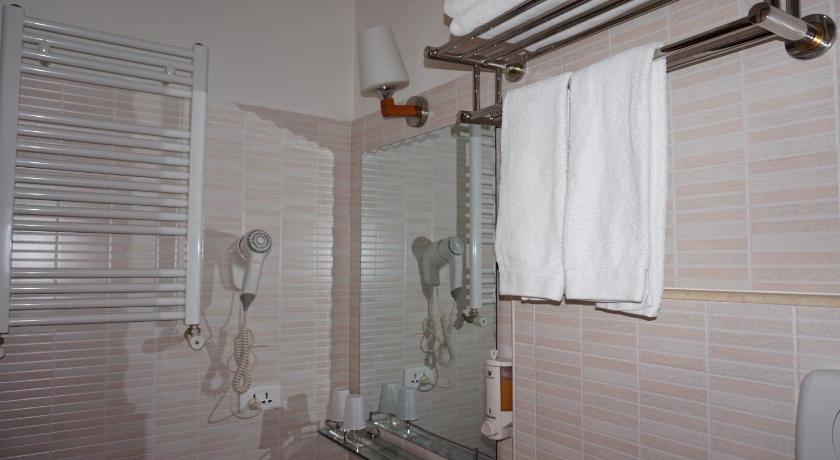 Image of Standard Triple 4
