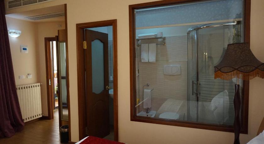 Image of Standard Double 5