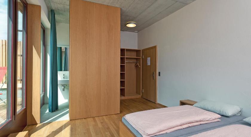 Фото: Двухместный номер с душем (Double Room with Shower) 12