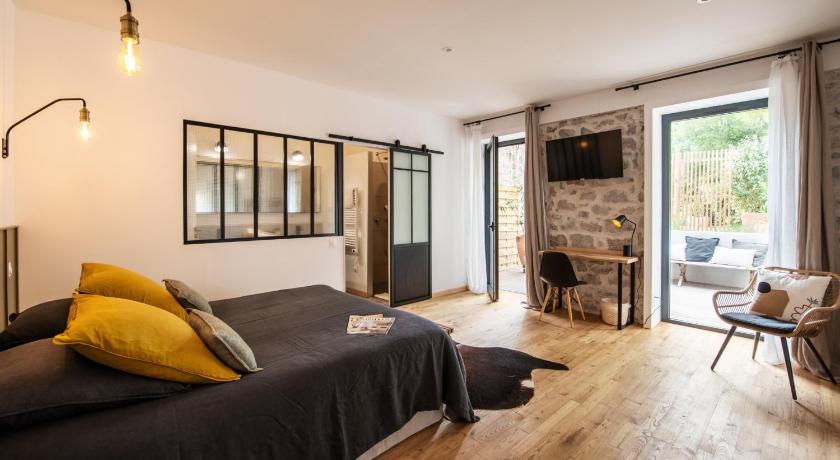 Image of Small Double Room 0