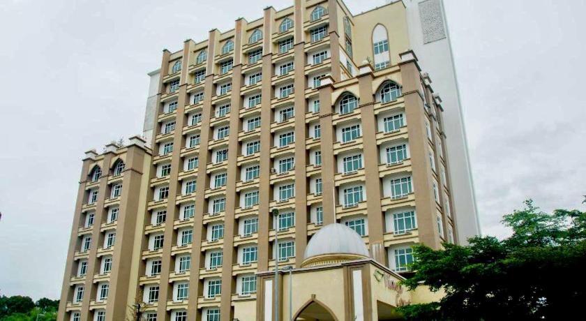Private Studio Viana Court Service Apartment 1 with private parking — Hotel in Kota Bharu