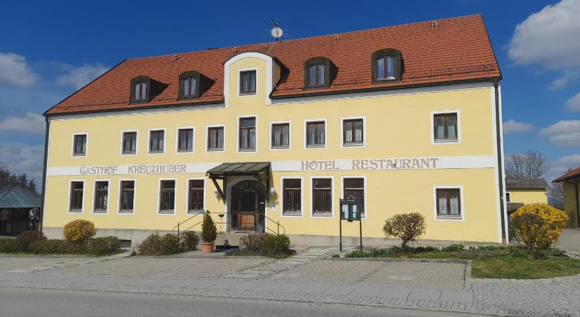 Hotel-Restaurant Kreuzhuber photo