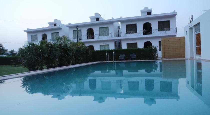 Aravali Hills Resort - image 10